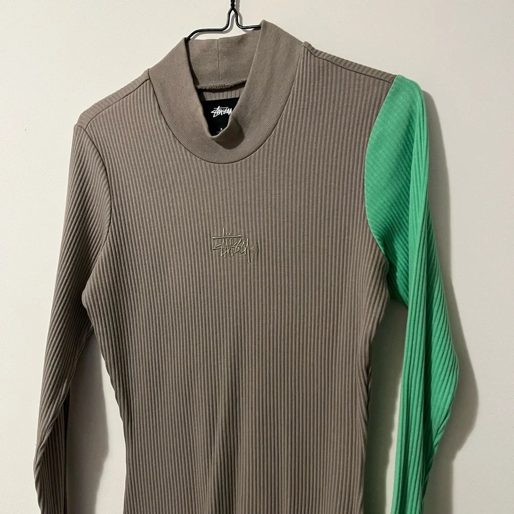 Stussy Taupe and Green Long Sleeve Dress - Picture 7 of 8